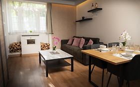 Premium Apartment By The Danube With Ac